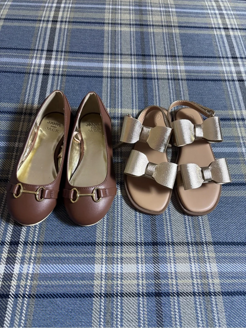 Janie and Jack Bridle Bit Flats Dress Shoes & Cat & Jack Gold Sandals Size 11/12